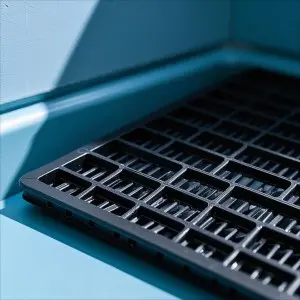 Plastic drainage net