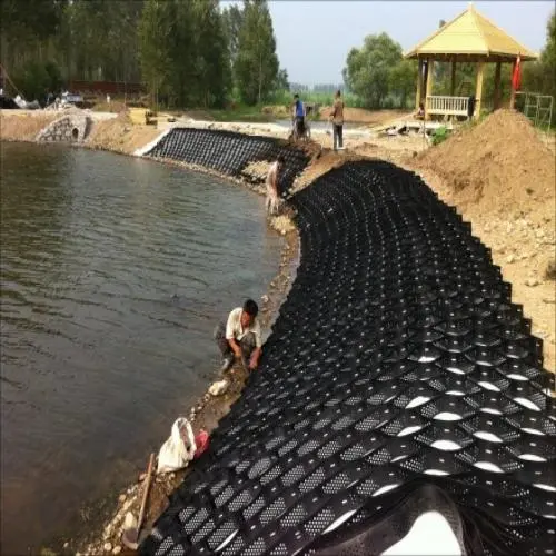 Application of geocell in river slope protection and bank protection
