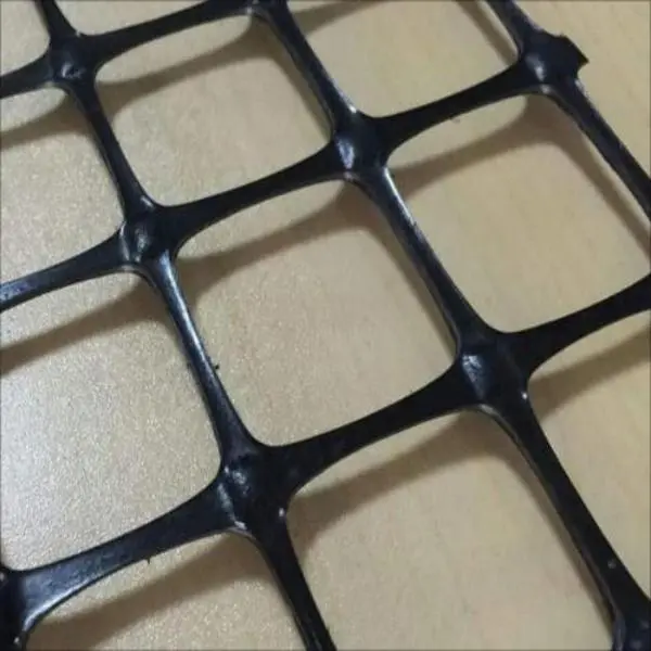 There are significant differences between unidirectional geogrid and bidirectional geogrid in many aspects