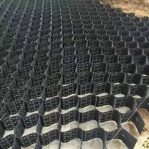 Plastic geocell
