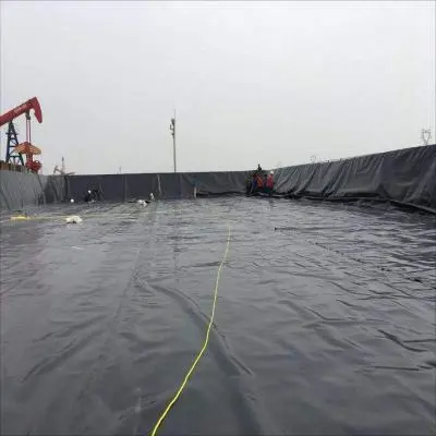 Can composite drainage net be used with geomembrane