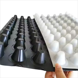 Concrete drainage board
