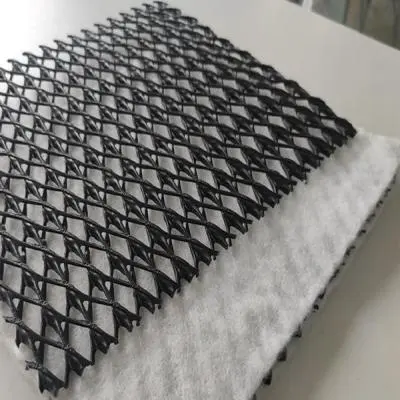 Will the drainage net deform due to extrusion?